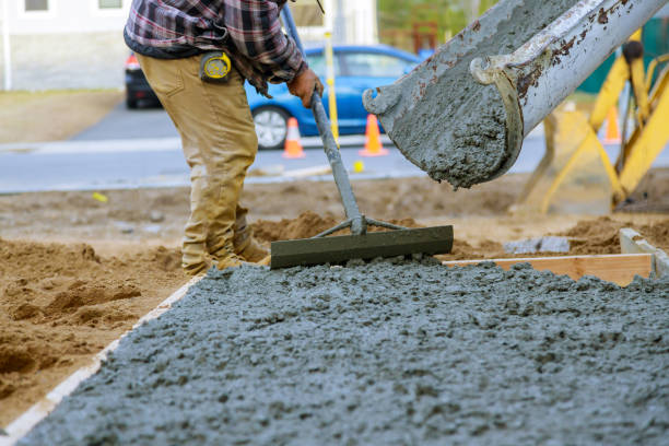 Best Custom Concrete Contractor  in Remsenburg Speonk, NY